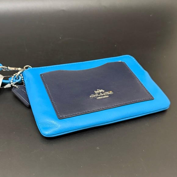 COACH Navy Blue Azure Colorblock Corner Zip Small Wristlet Wallet NWT & Box - Picture 4 of 11